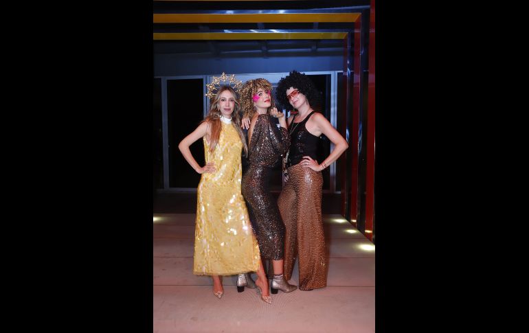 Lorena Armendáriz, Karla Cova Villa “La chula” y Liliana Terán. GENTE BIEN JALISCO/Claudio Jimeno