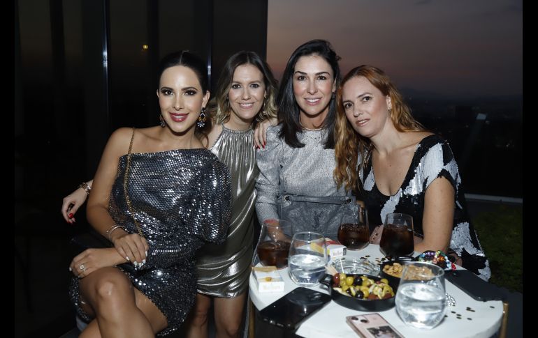 “La chula” y sus invitadas. GENTE BIEN JALISCO/Claudio Jimeno