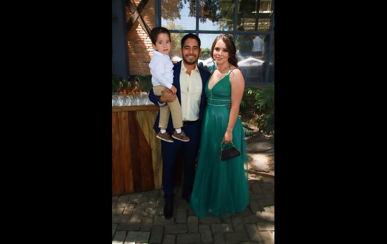 Mauricio Hernández, Arturo Hernández y Anahí Naranjo. GENTE BIEN JALISCO/Tony Martinez