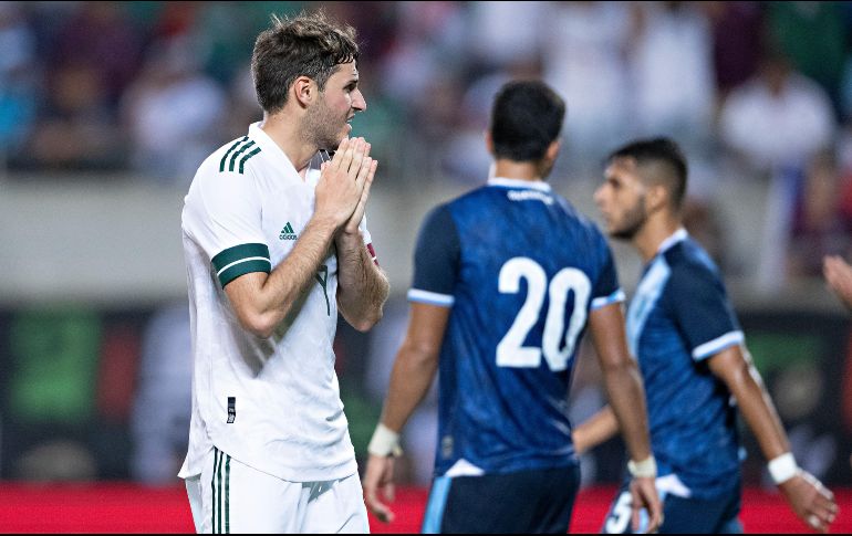 Santiago Giménez no tuvo ninguna jugada de peligro en el encuentro ante Guatemala. IMAGO7