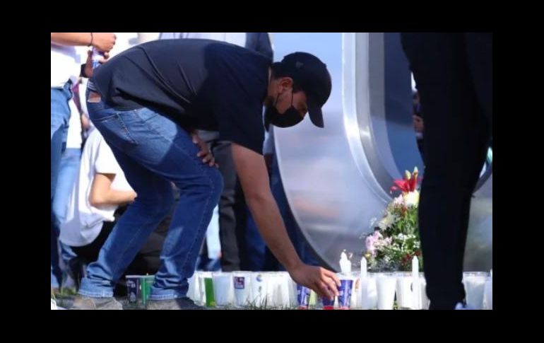 Estudiantes de la Universidad de Guanajuato realizaron una manifestación silenciosa para exigir justicia por el asesinato de su compañero Ángel Yael y para Edith Alejandra, quien resultó lesionada. SUN