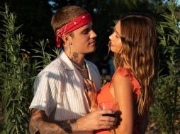 Hailey Bieber sufrió algunos síntomas similares a los de un derrame cerebral, por lo que acudió al hospital, donde permaneció algunas horas para ser observada por los doctores. INSTAGRAM / haileybieber