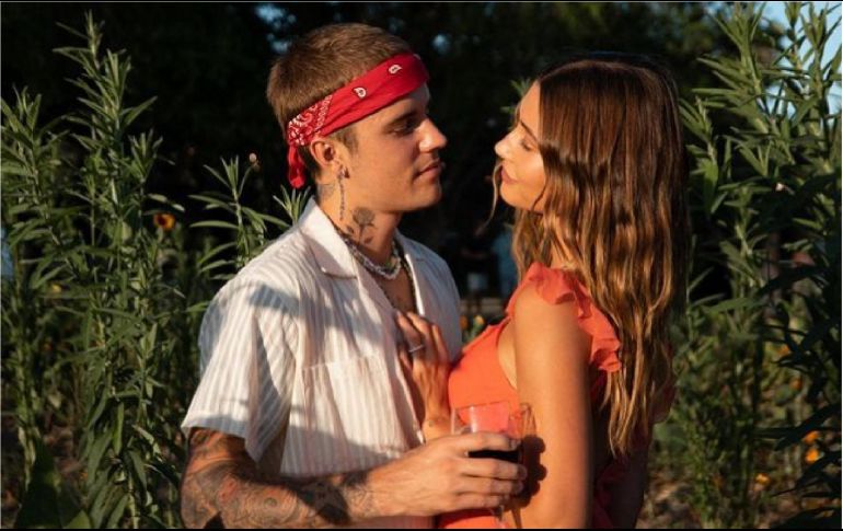 Hailey Bieber sufrió algunos síntomas similares a los de un derrame cerebral, por lo que acudió al hospital, donde permaneció algunas horas para ser observada por los doctores. INSTAGRAM / haileybieber