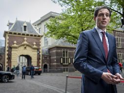 Wopke Hoekstra, ministro neerlandés de Exteriores, agregó que mandará treinta gendarmes a investigar los crímenes de guerra del conflicto entre Rusia y Ucrania. AFP / V. Lex