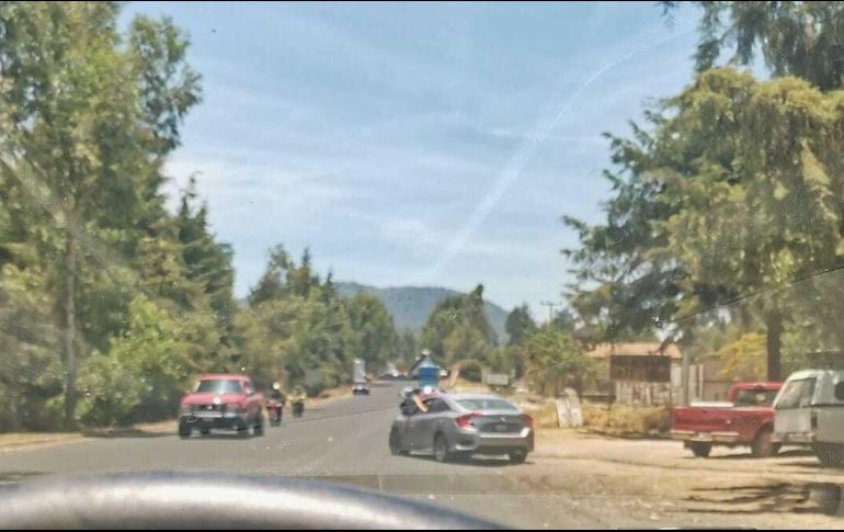 suarios en redes sociales han compartido fotos y videos en redes sociales de estos momentos de tensión en aquel destino turístico. ESPECIAL