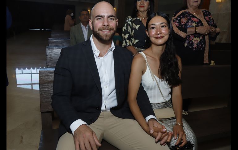 Óscar Ramos Flores y Diana Valles. GENTE BIEN JALISCO/Claudio Jimeno