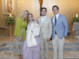 Amine Peró Assam, Claudia Ramos Flores, Rafaella Santana Ramos, Bernardo Enrique y Ricardo Santana Medina. GENTE BIEN JALISCO/Claudio Jimeno