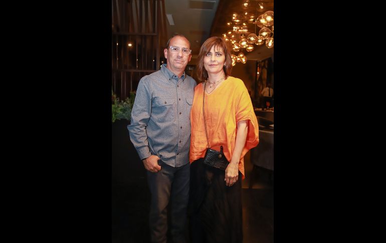 Miguel Ángel Martínez y Diana López Barba. GENTE BIEN JLISCO/Tony Martínez