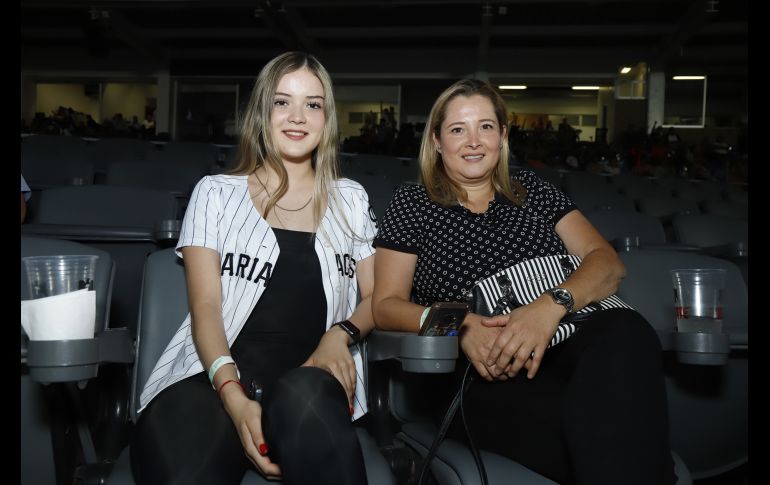 Evelyn Sánchez y María Dolores Gastelum. GENTE BIEN JALISCO/Claudio Jimeno