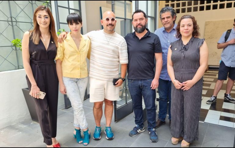 En el evento estuvieron presentes (izq. a der.) Andrea Jiménez, directora de CannArte; Miriam Villaseñor, directora del OPD Museos; Paulo Orendain, director de Proyecto Arte; Juan Álvaro Cortés; fundador de CannArte y Erika Sevilla, activista del cannabis. EL INFORMADOR/K. Esparza