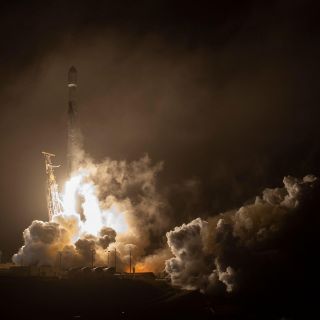 SpaceX de Elon Musk trae de regreso a 4 astronautas a la tierra