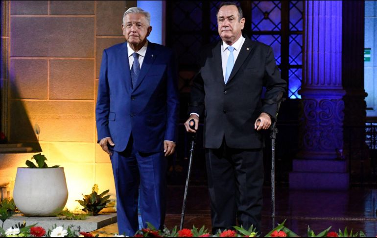 López Obrador ofreció un mensaje a medios junto con el presidente de Guatemala, Alejandro Giammattei, luego de terminar la reunión bilateral. AFP/J. Ordonez