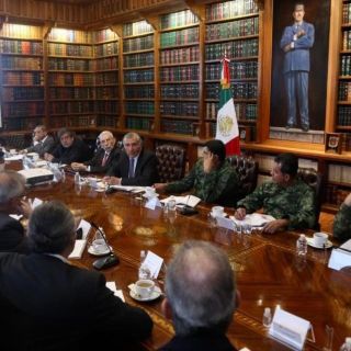 AICM: Tras incidente, acuerdan "ordenar el sistema aeroportuario" de la Ciudad de México