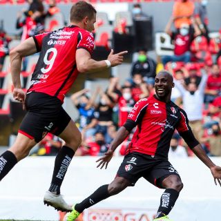 Clásico Tapatío: Chivas tiene en la mira a Quiñones y Furch