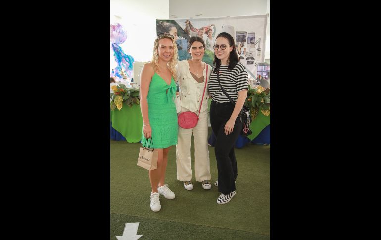 Daniela Diaz, Anita Cuevas y Fer Medina. GENTE BIEN JALISCO/ Antonio Martínez