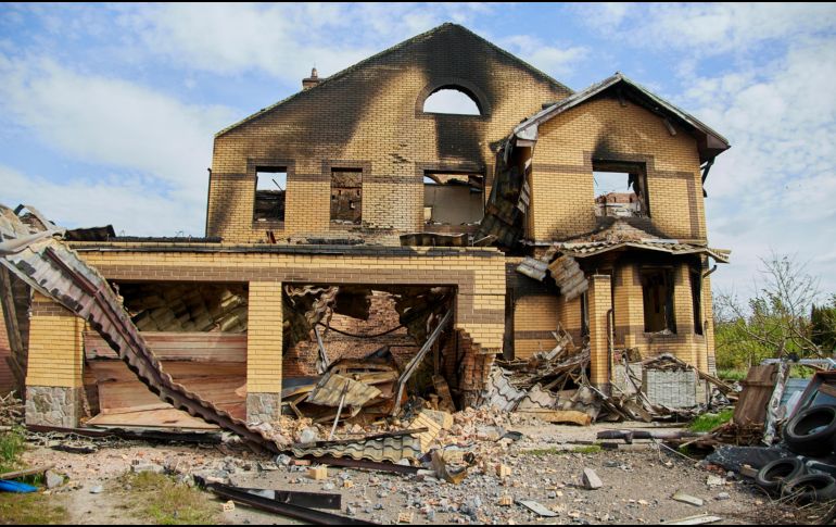 Docenas de edificios resultaron dañados, informan autoridades locales. EFE/S. Kozlov