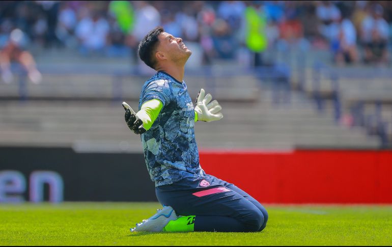 Tras el fracaso en la Liga de Campeones de la Concacaf y en el Clausura 2022, era difícil que Alfredo Talavera continuara con los Pumas, situación que trató de solucionarse con el aumento salarial. IMAGO7