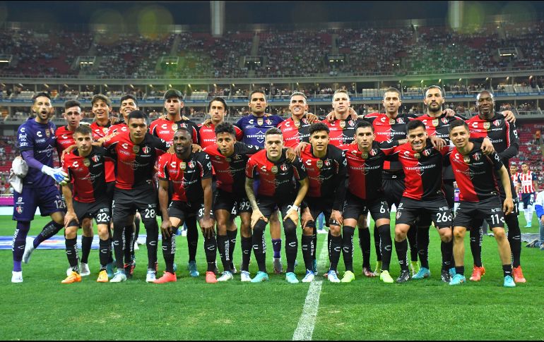 La serie se puso cuesta arriba para Chivas, pero este primer partido deberá servirle a Cadena para hacer algunos ajustes en su 11 inicial que lo ayuden a encontrar seguridad en defensa y alternativas al ataque. IMAGO7