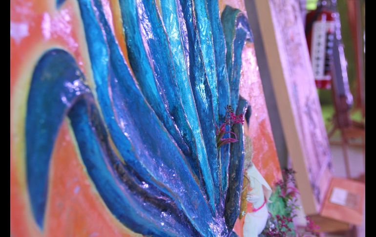 Las piezas, cuyas técnicas incluyen relieves y texturas, se pueden explorar con las manos libremente. ESPECIAL/IMSS Jalisco