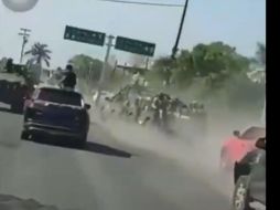 El pasado 10 de mayo se difundió un video donde se ve a militares huyendo de presuntos miembros de un cártel que los perseguían. ESPECIAL