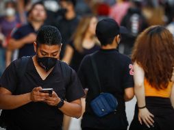 Atentar contra la intimidad sexual de cualquiera es un delito, y pese a que la violencia digital es una forma relativamente nueva de violencia, no tiene que ser normalizada ni aceptada. SUN / ARCHIVO