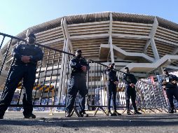 A fin de que el tránsito vehicular fluya, añadió la Policía Vial, se desplegará un operativo antes, durante y después del encuentro, que iniciará a las 21:00 horas. IMAGO7