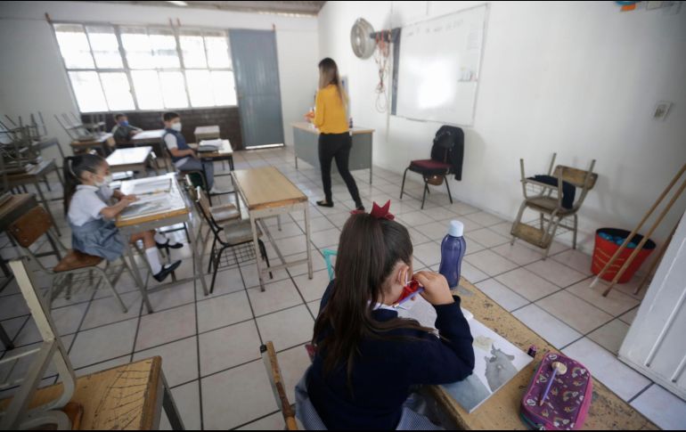 La antigüedad sigue siendo un factor determinante para los salarios de los profesores. EL INFORMADOR/Archivo