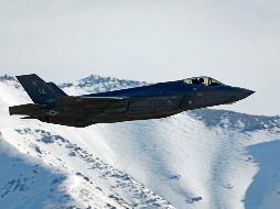 En junio del año pasado, el Pentágono dio a conocer un esperado informe sobre OVNIS vistos por pilotos del ejército y afirmó que de 144 avistamientos desde 2004, solo uno ha podido ser explicado. AFP / ARCHIVO