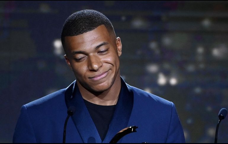 Mbappé anunciará lo que pasará con él antes de que se concentre con la Selección de Francia, el 28 de mayo. AFP/F. Fife