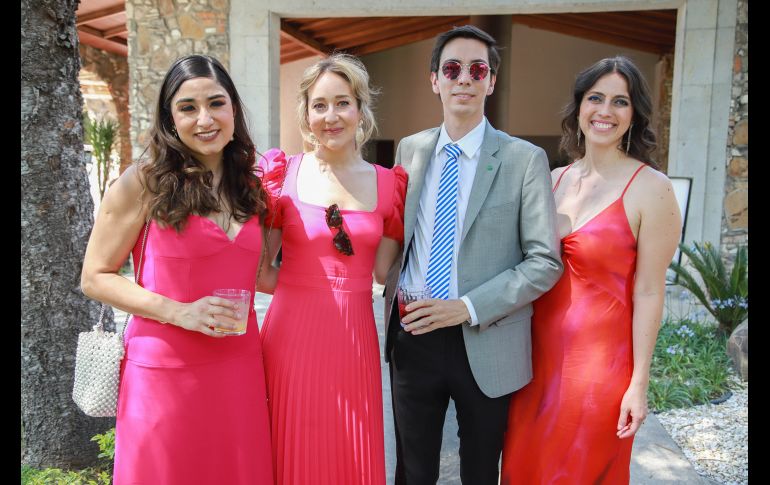 Daniela Romero, Susana Ochoa, Daniel Iñiguez  y Ana Vicencio. GENTE BIEN JALISCO/Antonio Martínez