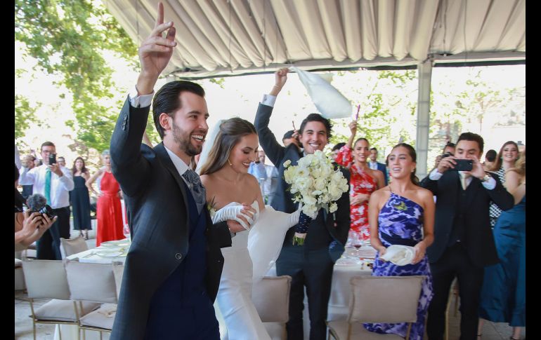 Juan Pedro Azcona y Alexa Arauz. GENTE BIEN JALISCO/Antonio Martínez