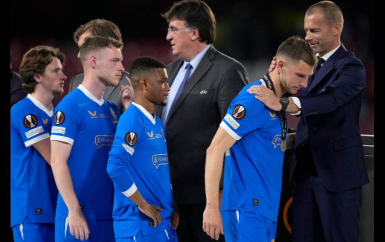 El Eintracht se coronó campeón de la Europa League y desató la locura. AFP/J. SORIANO