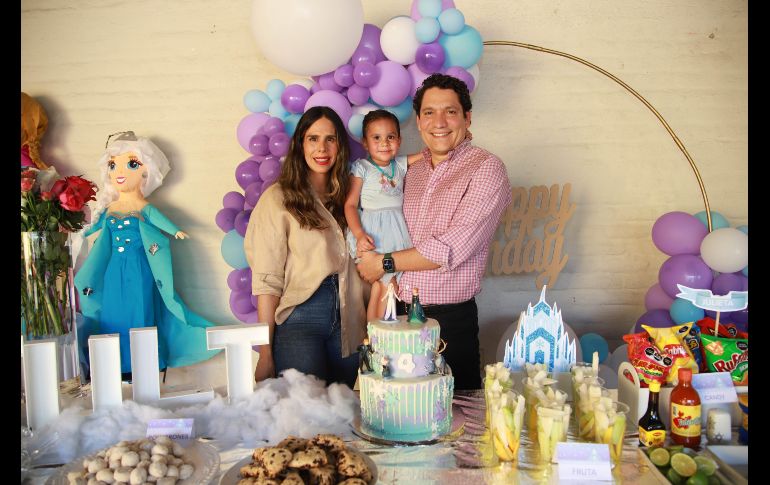 Mariana Farias, Julieta Chávez y Noé Chávez. GENTE BIEN JALISCO/Antonio Martínez