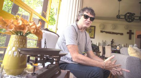 Mariano Roger. El integrante de Babasónicos señala que crear el disco durante la pandemia los “hizo poder estar más atentos a los detalles”. EFE/I. Esquivel