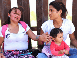 Un juez federal de Estados Unidos falló a favor de mantener una controversial medida sanitaria que restringe el ingreso de migrantes. ESPECIAL