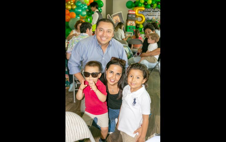Juan Pablo Hernández, José Andrés Hernández, Ana Alicia Azpeitia y Pablo Hernández. GENTE BIEN JALISCO/Jorge Soltero