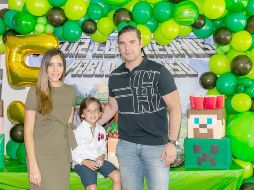 Paulina Escobar, Pablo Alfonso González y Pablo González. GENTE BIEN JALISCO/Jorge Soltero