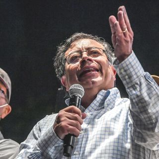 Petro, a espantar los miedos a la izquierda en Colombia