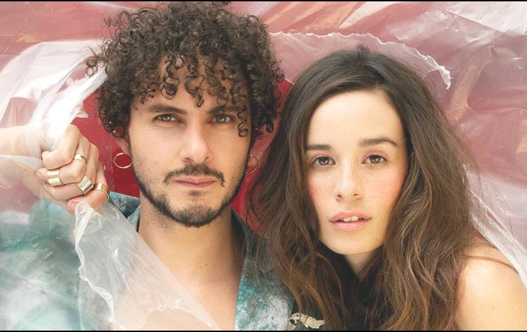 El dúo comparte en entrevista que están felices de regresar a México. CORTESÍA