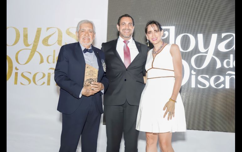 Francisco Sánchez Sahagún, Álvaro Azpeitia y Rosana Sánchez. GENTE BIEN JALISCO/Claudio Jimeno