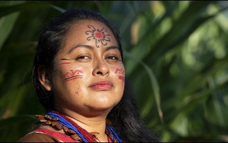 Alexandra Narváez, líder cofán de 30 años, preside una asociación de mujeres en su comunidad. PREMIO GOLDMAN