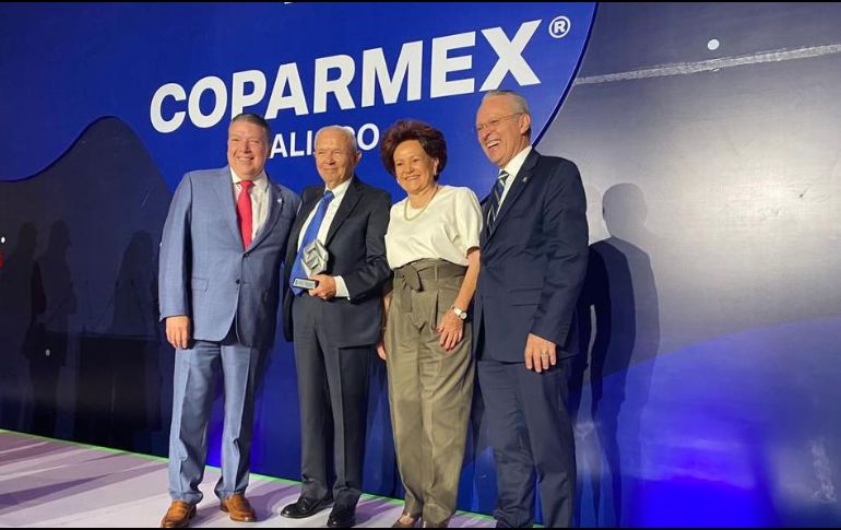 “No tengo palabras para agradecer este reconocimiento que me honra en lo más profundo de mi corazón