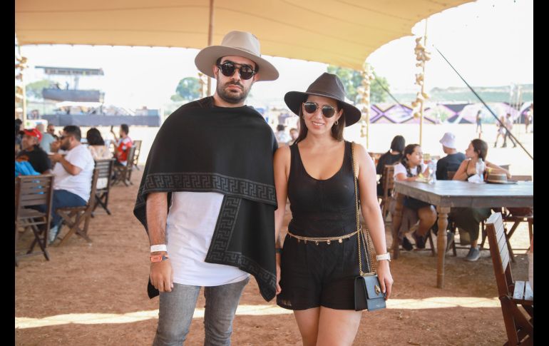 Edgar Ledezma y Gaby Hernández. GENTE BIEN JALISCO/ Antonio Martínez