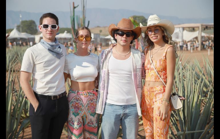 Héctor Borbolla, Daniela Stoopen, Tlaloc Luna y Grecia Rodarte. GENTE BIEN JALISCO/ Antonio Martínez