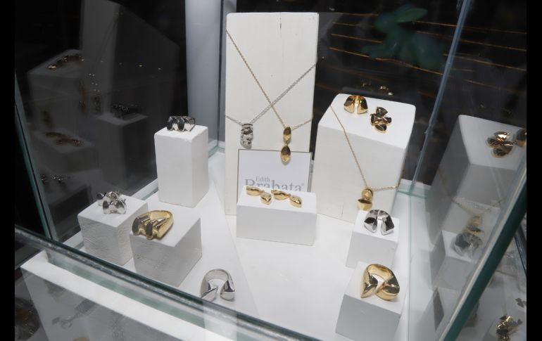 Exhibición de las piezas de los galardonados.