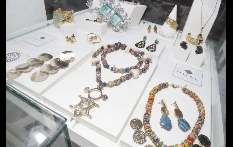 Exhibición de las piezas de los galardonados.