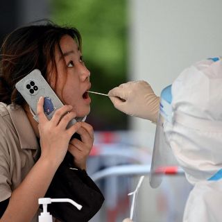 COVID: Estudio revela impactantes datos sobre las vacunas y el virus de larga duración