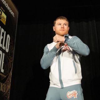 Federación Mexicana de Golf reconoce a "Canelo" Álvarez