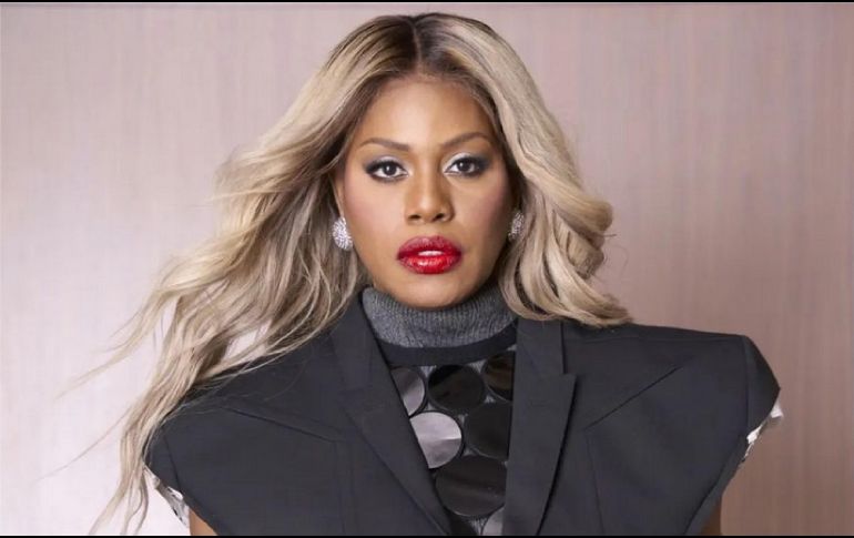 La muñeca forma parte de la colección Tribute Collection, la cual surgió en 2021 con la finalidad de seguir homenajeando a grandes visionarios. INSTAGRAM / lavernecox