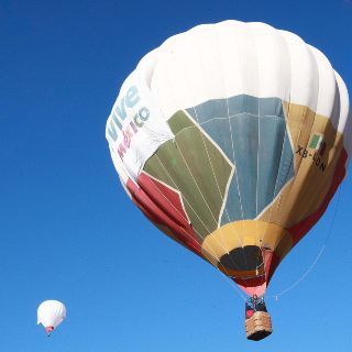 Globo aerostático realiza aterrizaje forzoso en Acolman